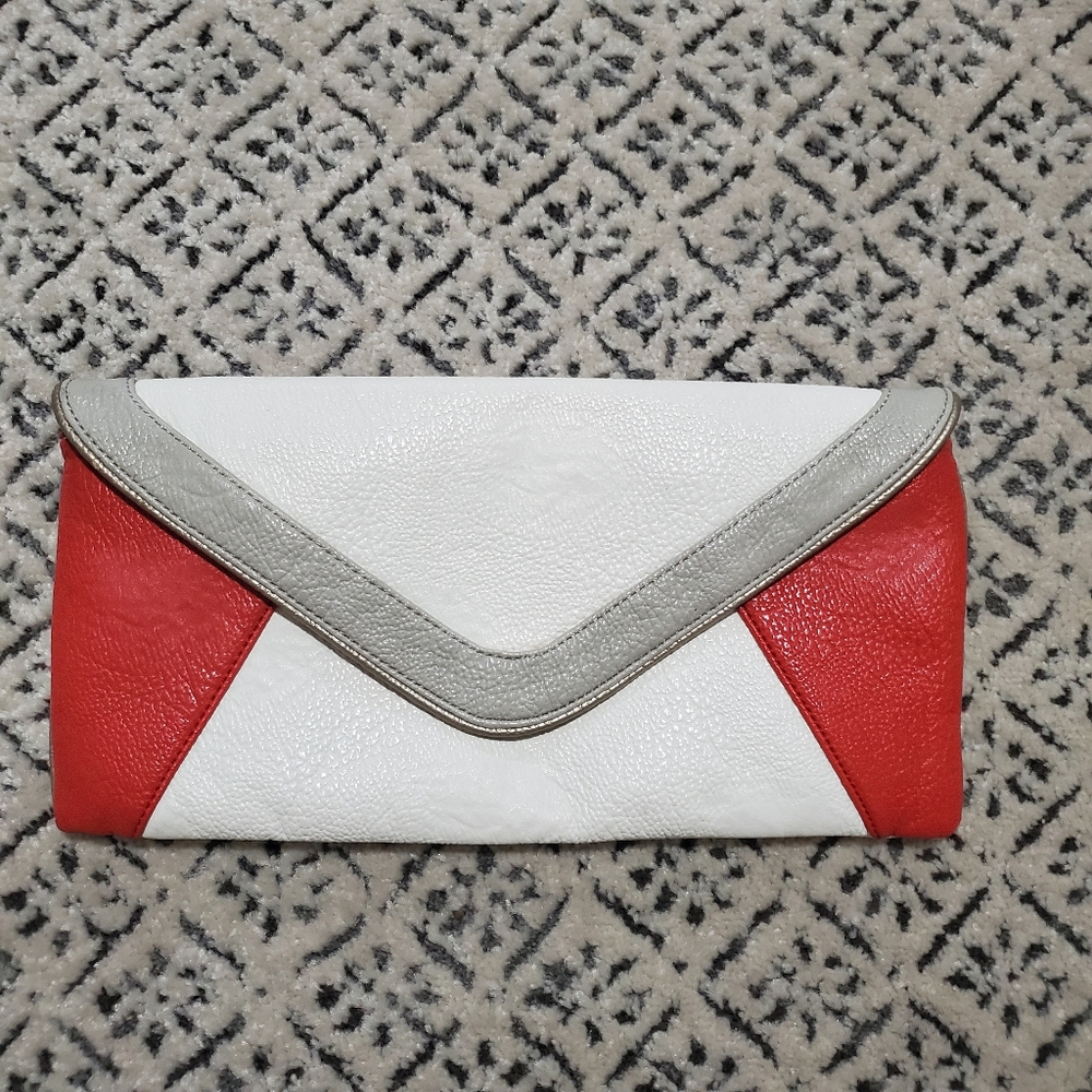 Steve Madden Clutch